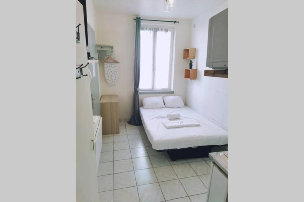 Studio A 10 Min A Pied Notre-Dame De La Garde Apartamento Marsella Exterior foto